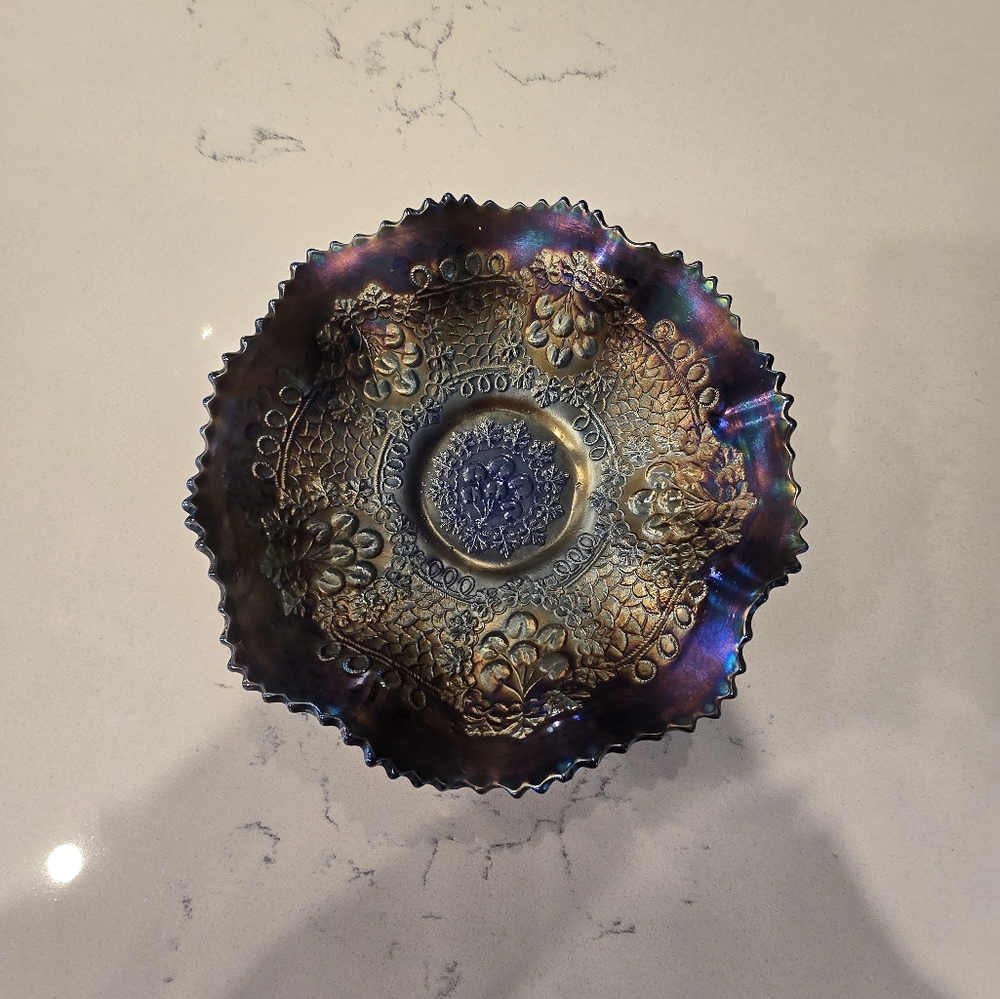 Gorgeous Vintage Fenton Glass Ruffled Edge Dish Glass Art Pottery